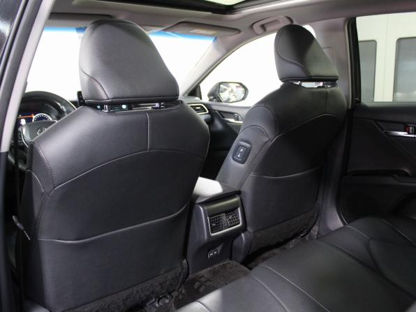 Toyota Camry VIII (XV70) Рестайлинг с пробегом 2023 года, цена 3 550 000 рублей, 71046 км, седан, Автокод Объявления