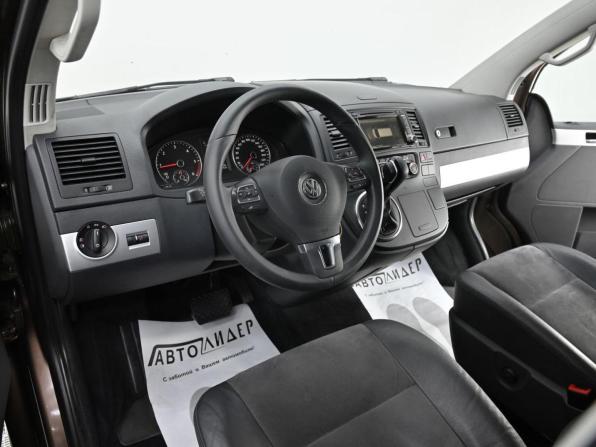 Volkswagen Multivan T5 Рестайлинг с пробегом 2014 года, цена 1 819 000 рублей, 124137 км, минивэн, Автокод Объявления