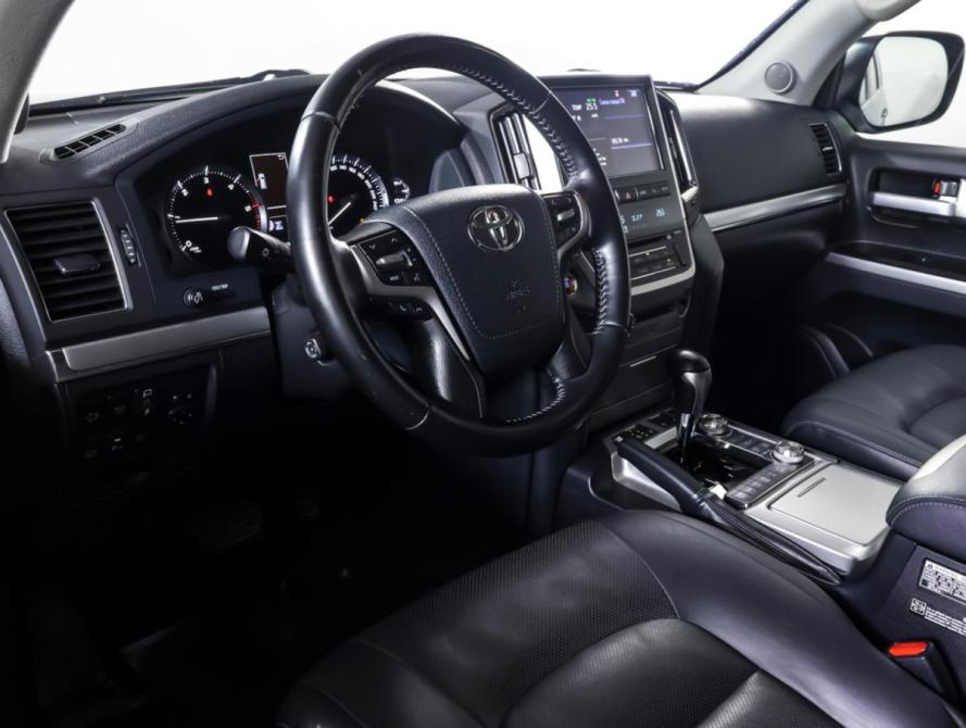 Toyota Land Cruiser 200 Series Рестайлинг 2 Москва  - изображение 15