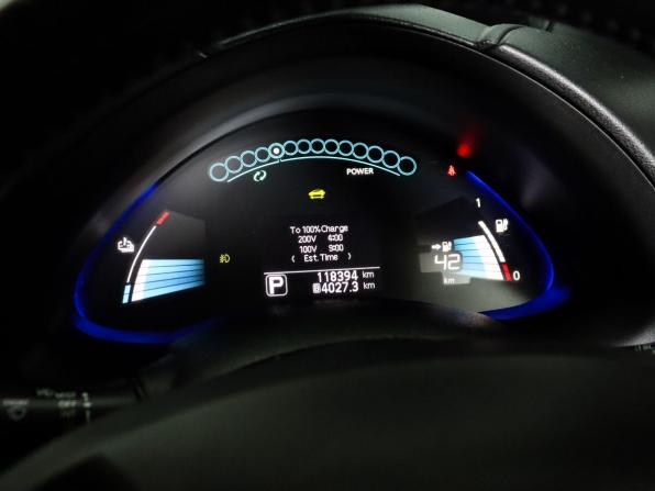 Nissan Leaf I (ZE0/AZE0) с пробегом 2015 года, цена 949 000 рублей, 118359 км, хэтчбек, Автокод Объявления