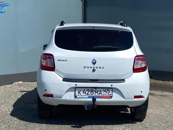 Renault Sandero II с пробегом 2015 года, цена 767 000 рублей, 116000 км, хэтчбек, Автокод Объявления