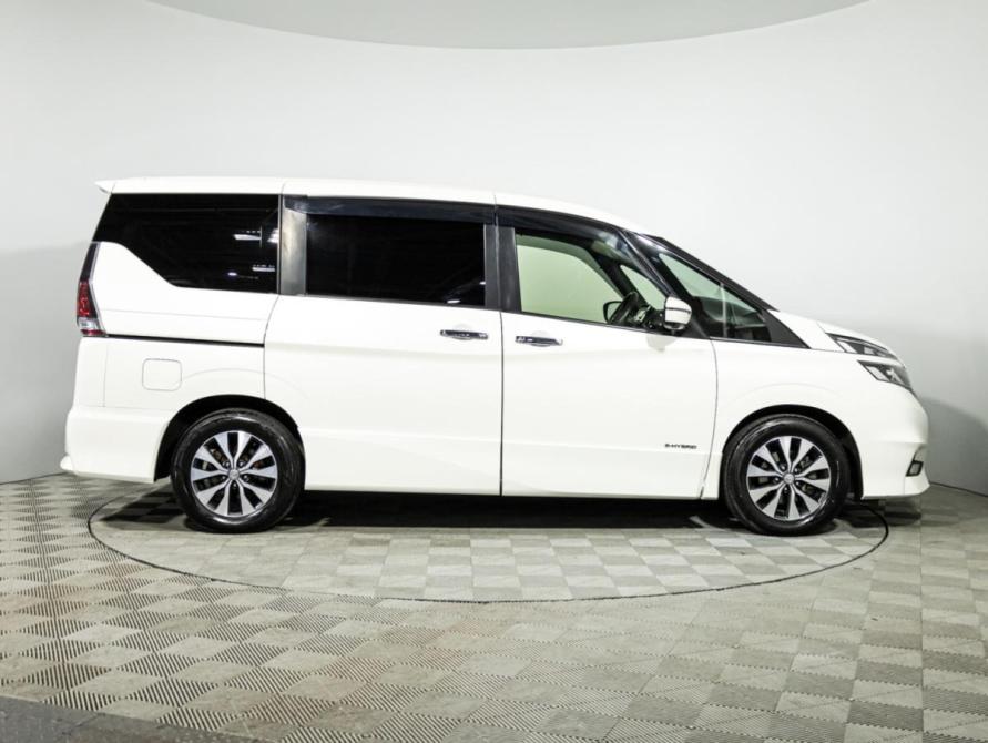 Nissan Serena V (C27) Рестайлинг Санкт-Петербург  - изображение 4