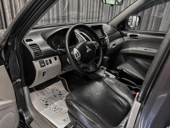 Mitsubishi Pajero Sport II с пробегом 2010 года, цена 1 599 000 рублей, 284000 км, внедорожник, Автокод Объявления