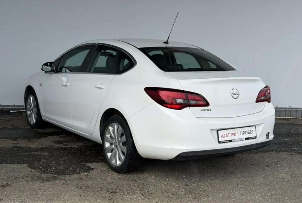 Opel Astra J Рестайлинг Киров  - изображение 8