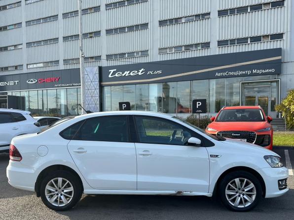 Volkswagen Polo V Рестайлинг с пробегом 2019 года, цена 1 220 000 рублей, 69000 км, седан, Автокод Объявления