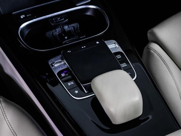 Mercedes-Benz A-Класс IV (W177) с пробегом 2019 года, цена 2 449 000 рублей, 80471 км, седан, Автокод Объявления
