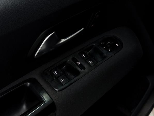 Volkswagen Amarok I с пробегом 2014 года, цена 1 950 000 рублей, 321000 км, offers.body_type.unknown, Автокод Объявления