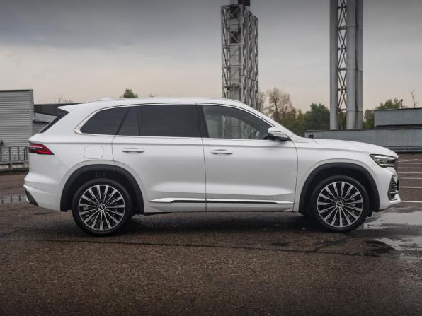 Geely Monjaro I Рестайлинг (China Market) с пробегом 2024 года, цена 3 848 000 рублей, 32750 км, внедорожник, Автокод Объявления