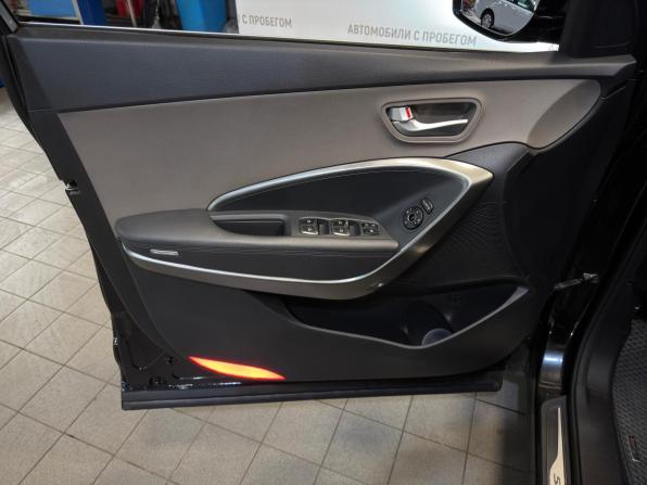 Hyundai Santa Fe III Рестайлинг с пробегом 2018 года, цена 2 279 000 рублей, 140000 км, внедорожник, Автокод Объявления