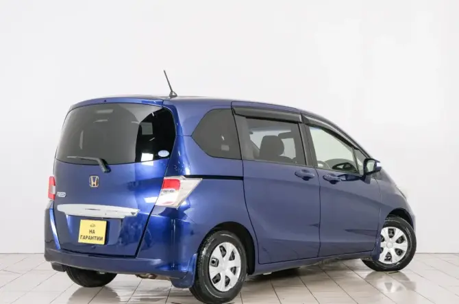 Honda Freed I Рестайлинг 2 с пробегом 2015 года, цена 1 239 000 рублей, 64195 км, компактвэн, Автокод Объявления