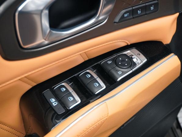 Kia Sorento IV с пробегом 2022 года, цена 3 500 000 рублей, 96700 км, внедорожник, Автокод Объявления