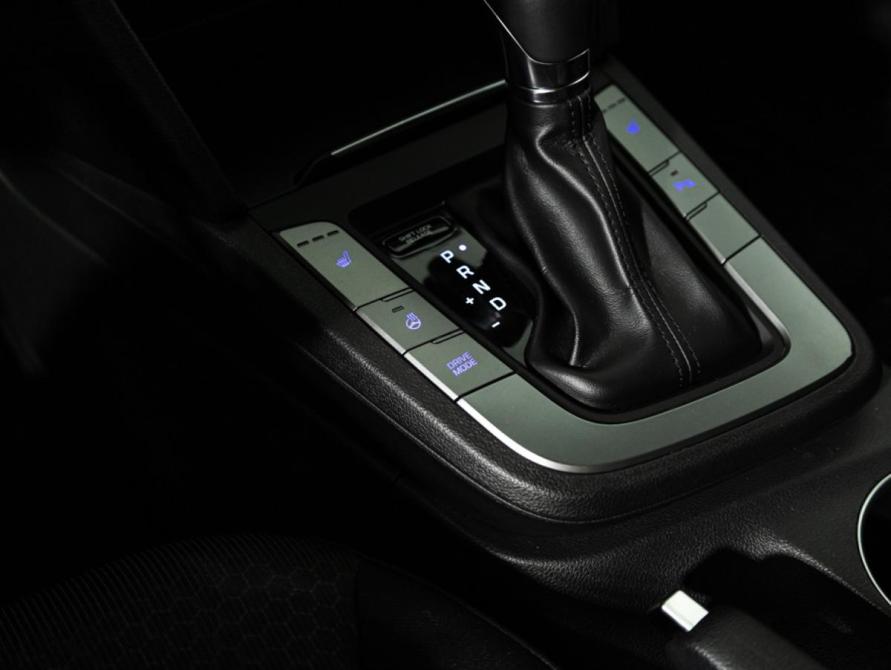 Hyundai Elantra VI (AD) Санкт-Петербург  - изображение 18