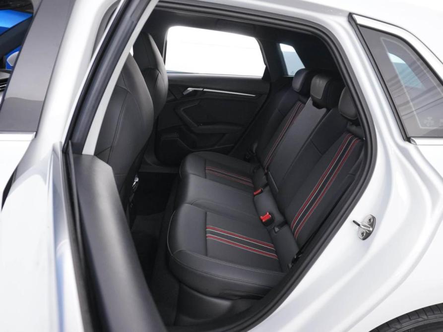 Audi A3 IV (8Y) Москва  - изображение 9