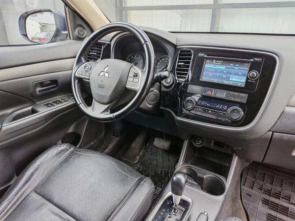 Mitsubishi Outlander III с пробегом 2012 года, цена 1 353 000 рублей, 133103 км, внедорожник, Автокод Объявления