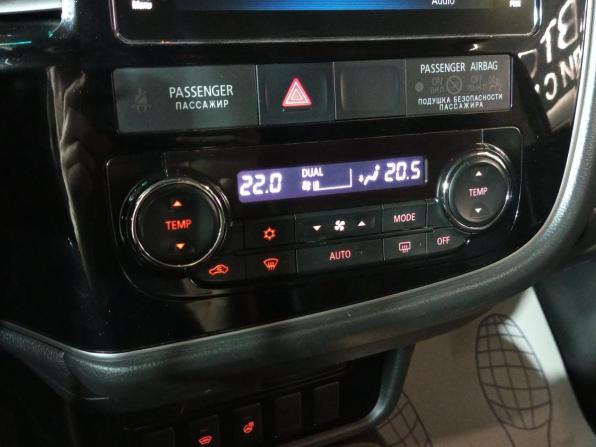 Mitsubishi Outlander III Рестайлинг 2 с пробегом 2018 года, цена 1 790 000 рублей, 203162 км, внедорожник, Автокод Объявления