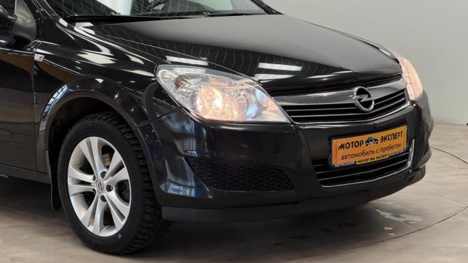 Opel Astra H Рестайлинг с пробегом 2011 года, цена 485 000 рублей, 270677 км, седан, Автокод Объявления