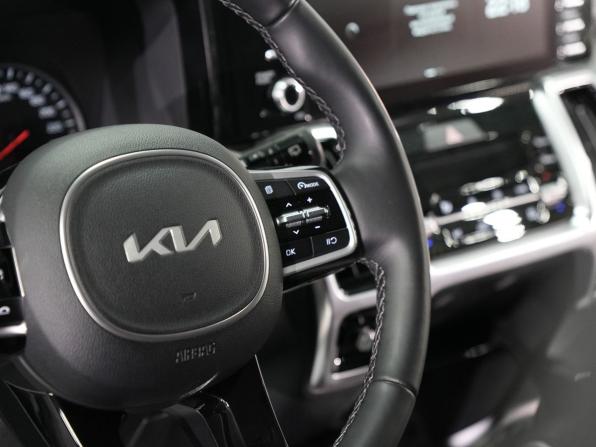 Kia Sorento IV с пробегом 2022 года, цена 4 250 000 рублей, 36000 км, внедорожник, Автокод Объявления