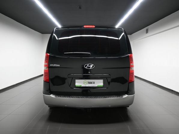 Hyundai H-1 II с пробегом 2013 года, цена 1 845 000 рублей, 211156 км, минивэн, Автокод Объявления