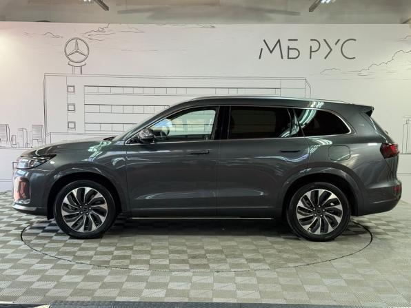 Seres M7 с пробегом 2024 года, цена 4 399 000 рублей, 45000 км, внедорожник, Автокод Объявления