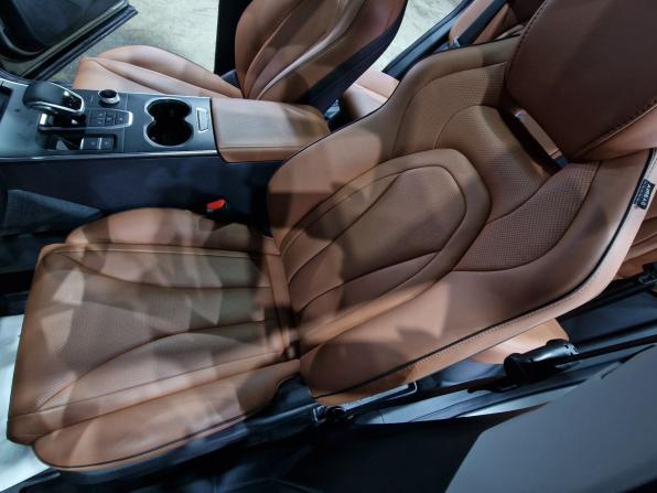 Omoda C5 I с пробегом 2024 года, цена 2 000 000 рублей, 6000 км, внедорожник, Автокод Объявления