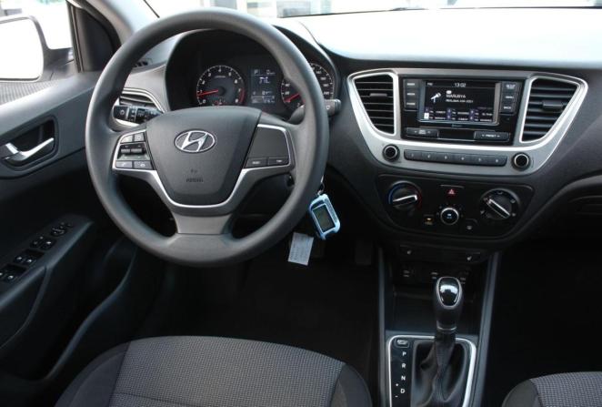 Hyundai Solaris II Рестайлинг с пробегом 2021 года, цена 1 650 000 рублей, 72761 км, седан, Автокод Объявления