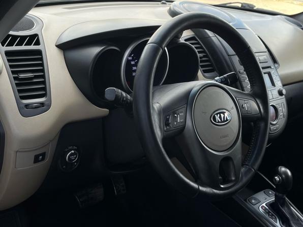 Kia Soul I Рестайлинг с пробегом 2012 года, цена 930 000 рублей, 180464 км, хэтчбек, Автокод Объявления