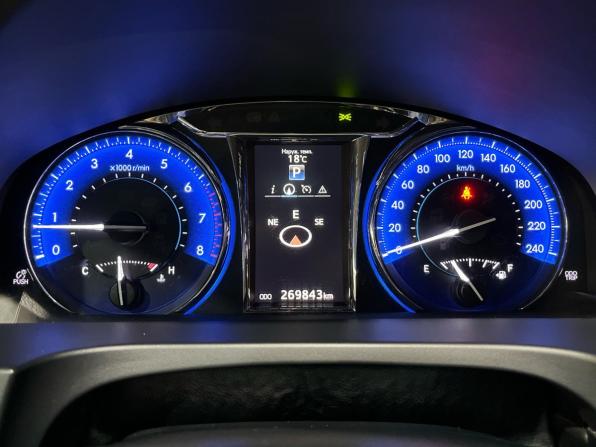 Toyota Camry VII (XV50) Рестайлинг с пробегом 2015 года, цена 1 680 000 рублей, 269842 км, седан, Автокод Объявления