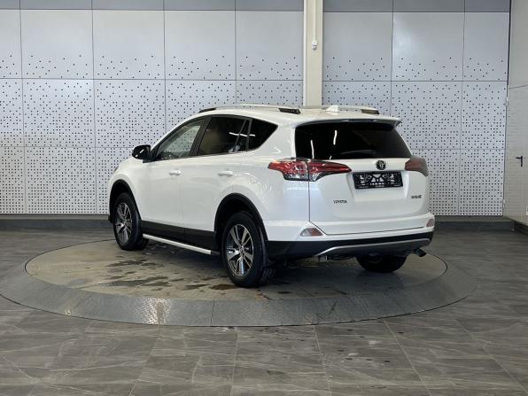 Toyota RAV4 IV (XA40) Рестайлинг с пробегом 2017 года, цена 1 920 000 рублей, 103441 км, внедорожник, Автокод Объявления