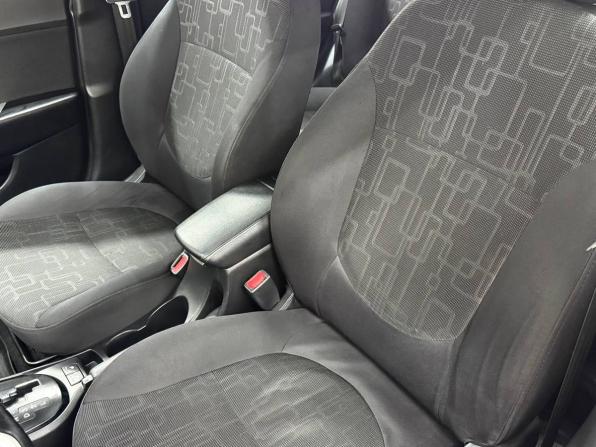 Kia Rio III с пробегом 2013 года, цена 949 900 рублей, 174000 км, хэтчбек, Автокод Объявления