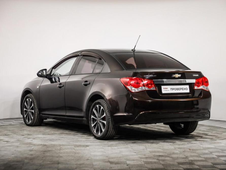 Chevrolet Cruze I Рестайлинг Санкт-Петербург  - изображение 8