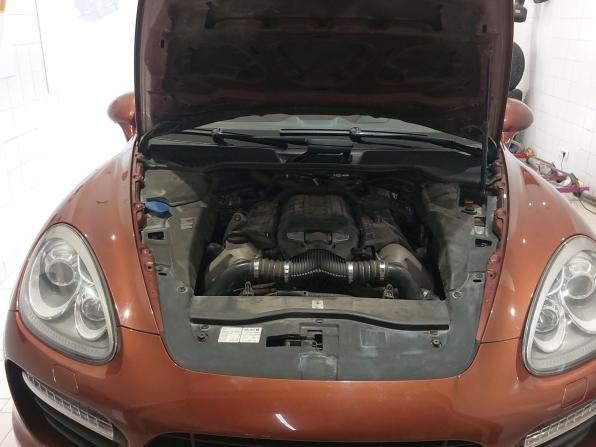 Porsche Cayenne II (958) с пробегом 2011 года, цена 2 520 000 рублей, 87463 км, внедорожник, Автокод Объявления
