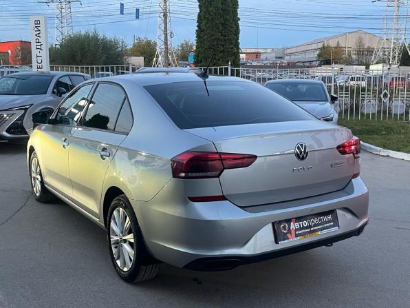 Volkswagen Polo VI с пробегом 2021 года, цена 1 620 000 рублей, 111992 км, лифтбек, Автокод Объявления
