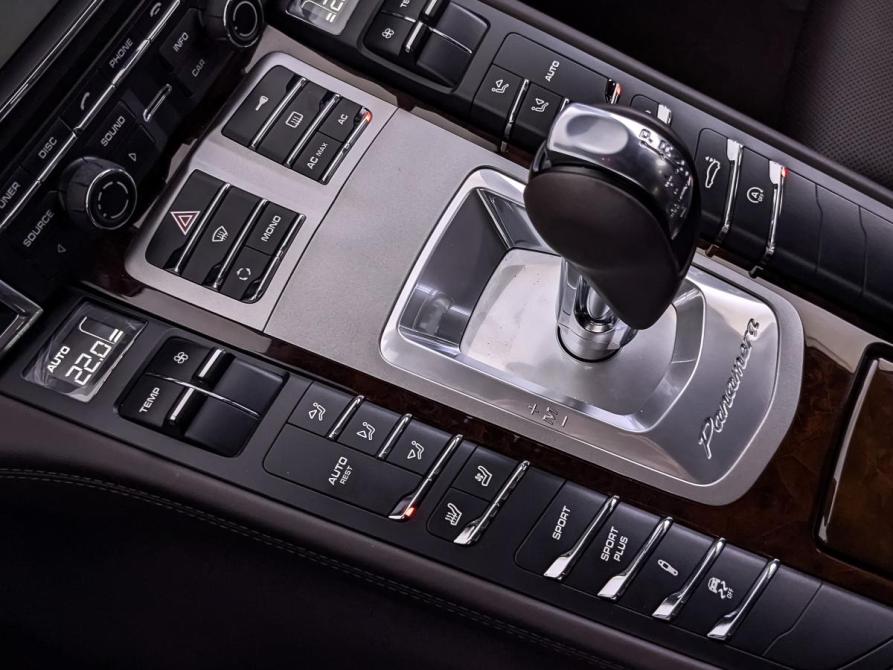 Porsche Panamera I Москва  - изображение 21