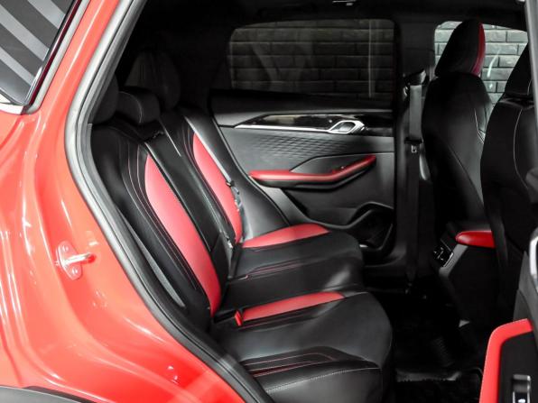Geely Coolray I Рестайлинг с пробегом 2024 года, цена 2 300 000 рублей, 24637 км, внедорожник, Автокод Объявления