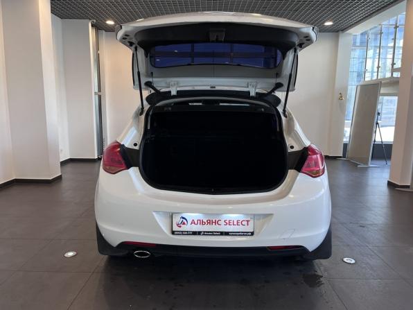 Opel Astra J с пробегом 2010 года, цена 460 000 рублей, 233237 км, хэтчбек, Автокод Объявления