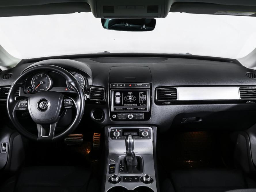 Volkswagen Touareg II Рестайлинг Москва  - изображение 18