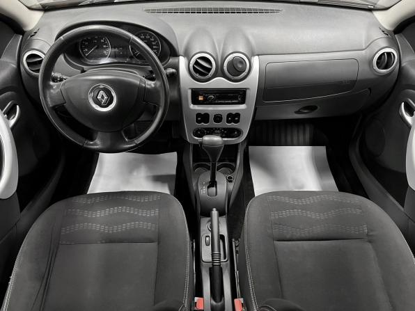 Renault Sandero I с пробегом 2013 года, цена 700 000 рублей, 235161 км, хэтчбек, Автокод Объявления