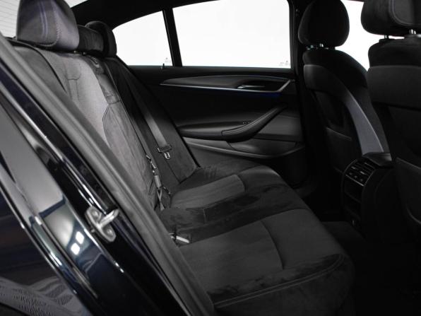 BMW 5 серии VII (G30/G31/G38) с пробегом 2018 года, цена 4 137 000 рублей, 96900 км, седан, Автокод Объявления