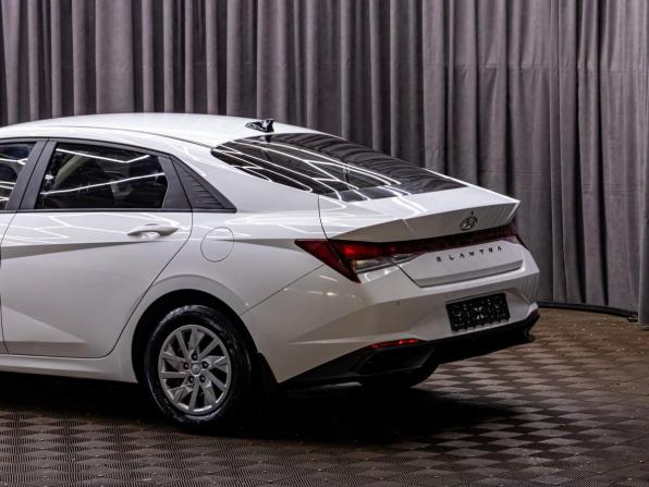 Hyundai Elantra VII (CN7) с пробегом 2022 года, цена 1 695 000 рублей, 72371 км, седан, Автокод Объявления