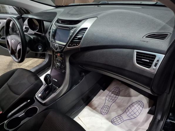 Hyundai Elantra V (MD) Рестайлинг с пробегом 2015 года, цена 1 395 000 рублей, 177447 км, седан, Автокод Объявления