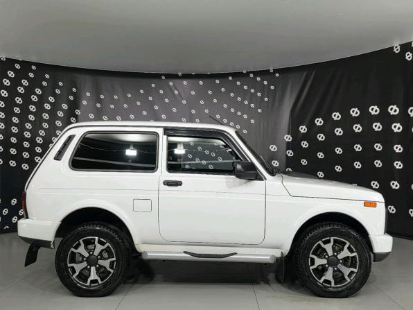 Lada (ВАЗ) Niva Legend с пробегом 2024 года, цена 918 000 рублей, 37504 км, внедорожник, Автокод Объявления