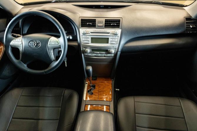 Toyota Camry VI (XV40) Рестайлинг с пробегом 2011 года, цена 1 239 000 рублей, 270638 км, седан, Автокод Объявления
