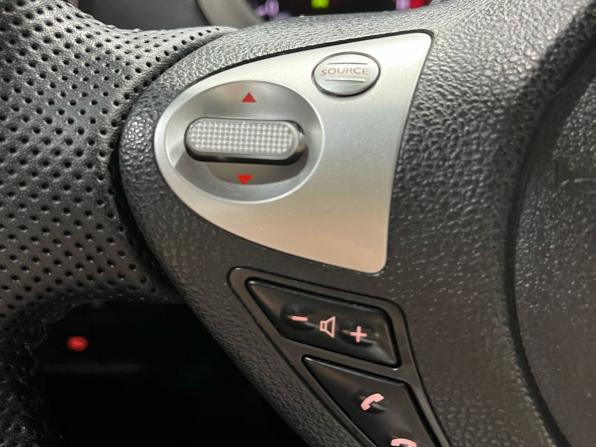 Nissan Juke I с пробегом 2011 года, цена 917 000 рублей, 136725 км, внедорожник, Автокод Объявления