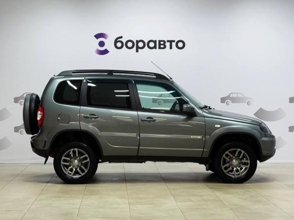 Chevrolet Niva I Рестайлинг с пробегом 2017 года, цена 695 000 рублей, 165342 км, внедорожник, Автокод Объявления