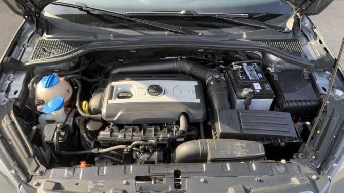 Skoda Yeti I Рестайлинг с пробегом 2015 года, цена 1 330 000 рублей, 148404 км, внедорожник, Автокод Объявления