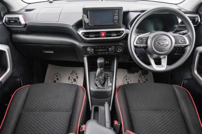 Daihatsu Rocky A200 с пробегом 2021 года, цена 1 499 000 рублей, 36762 км, внедорожник, Автокод Объявления