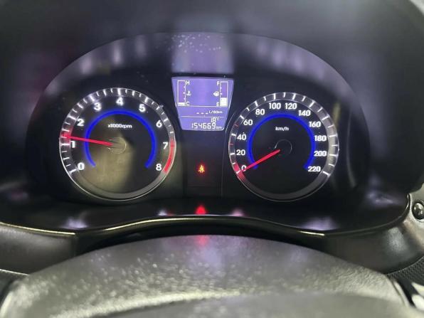 Hyundai Solaris I Рестайлинг с пробегом 2016 года, цена 831 210 рублей, 154647 км, хэтчбек, Автокод Объявления