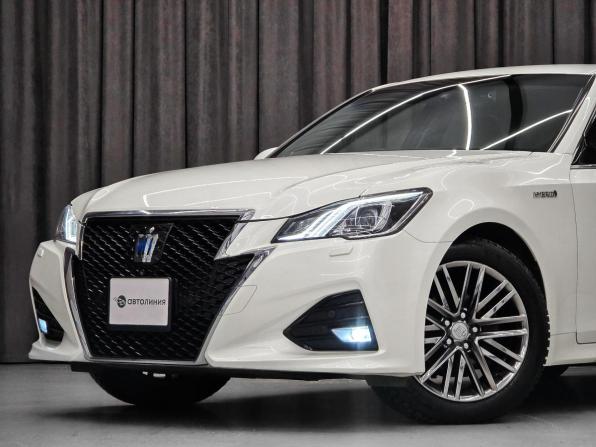 Toyota Crown XIV (S210) Рестайлинг с пробегом 2015 года, цена 2 649 000 рублей, 193000 км, седан, Автокод Объявления