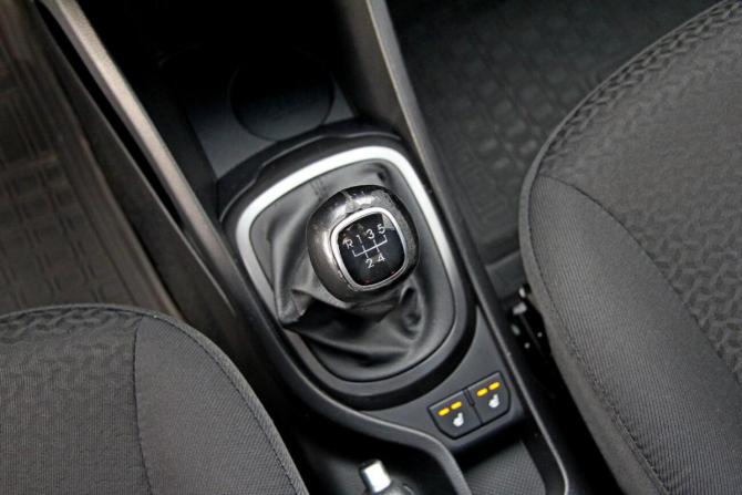 Kia Rio III Рестайлинг с пробегом 2015 года, цена 908 600 рублей, 103069 км, седан, Автокод Объявления