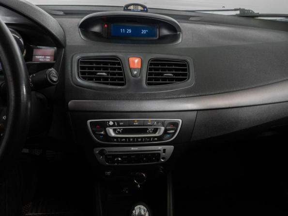 Renault Fluence I Рестайлинг с пробегом 2014 года, цена 860 000 рублей, 158454 км, седан, Автокод Объявления